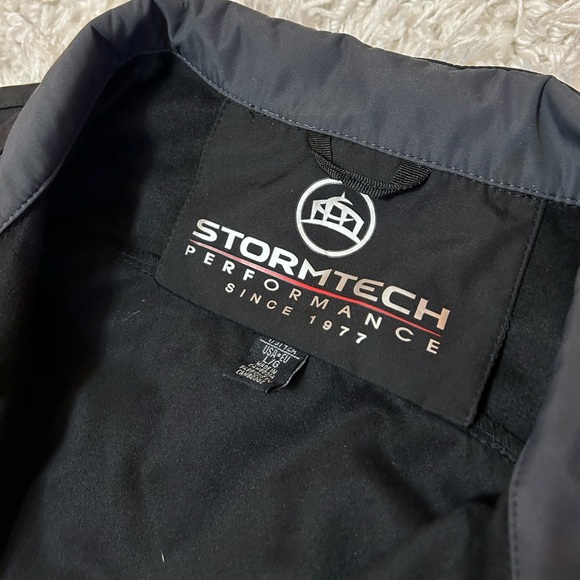 Stormtech Performance Lightweight Waterproof Jacket - Picture 2 of 4